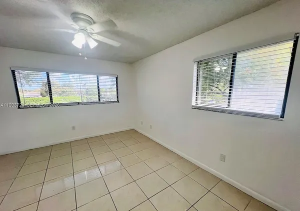 $1,900 | 9743 West McNab Road, Unit 209, Tamarac, FL 33321