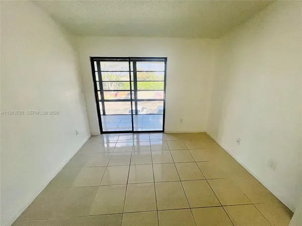 $1,900 | 9743 West McNab Road, Unit 209, Tamarac, FL 33321