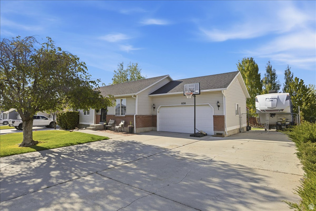 838 740 South Tooele, UT 84074 - Photo 3 of 34