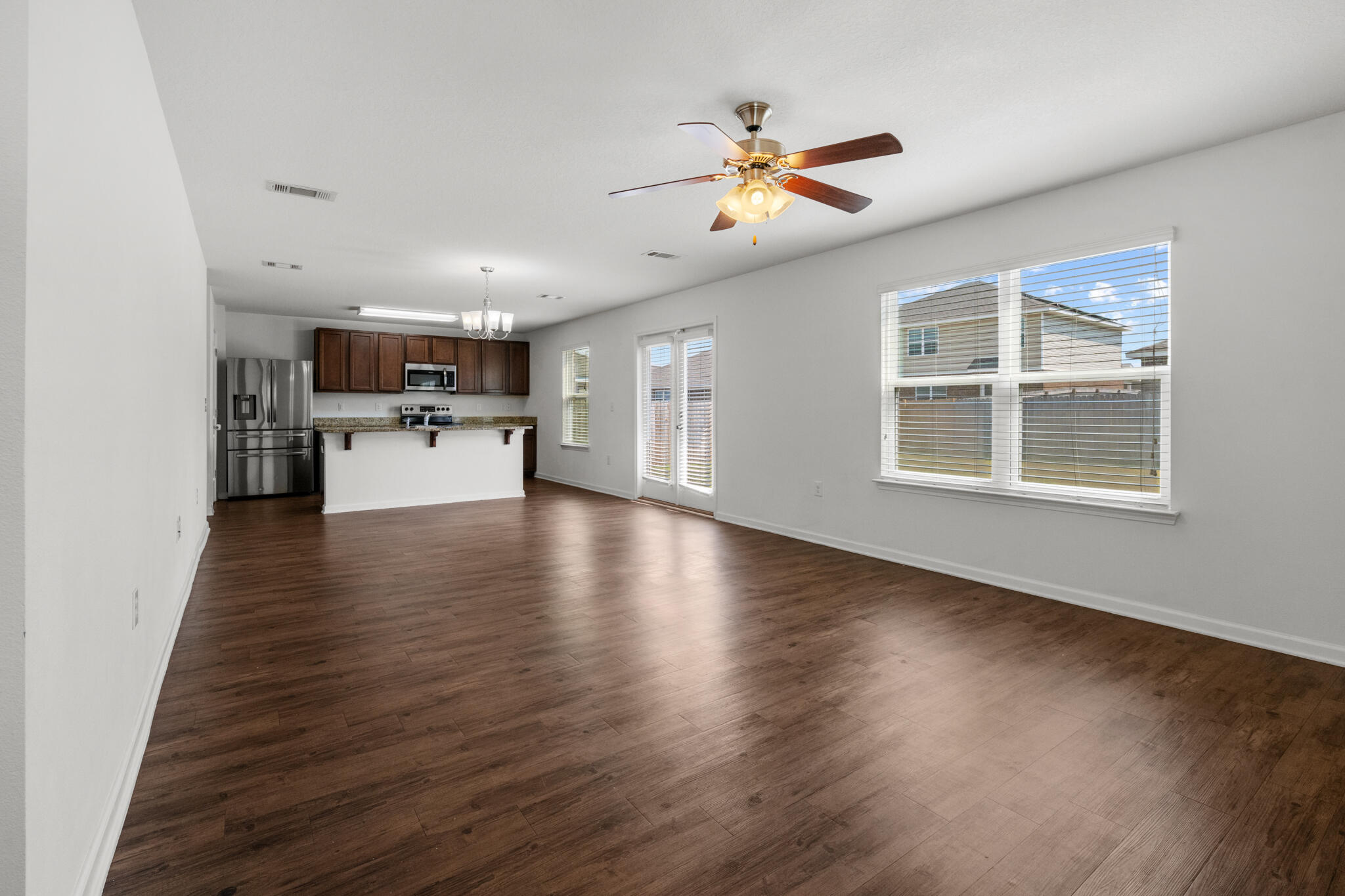 725 Widgeon Way Crestview, FL 32539 - Photo 4 of 16 725WidgeonWay-02