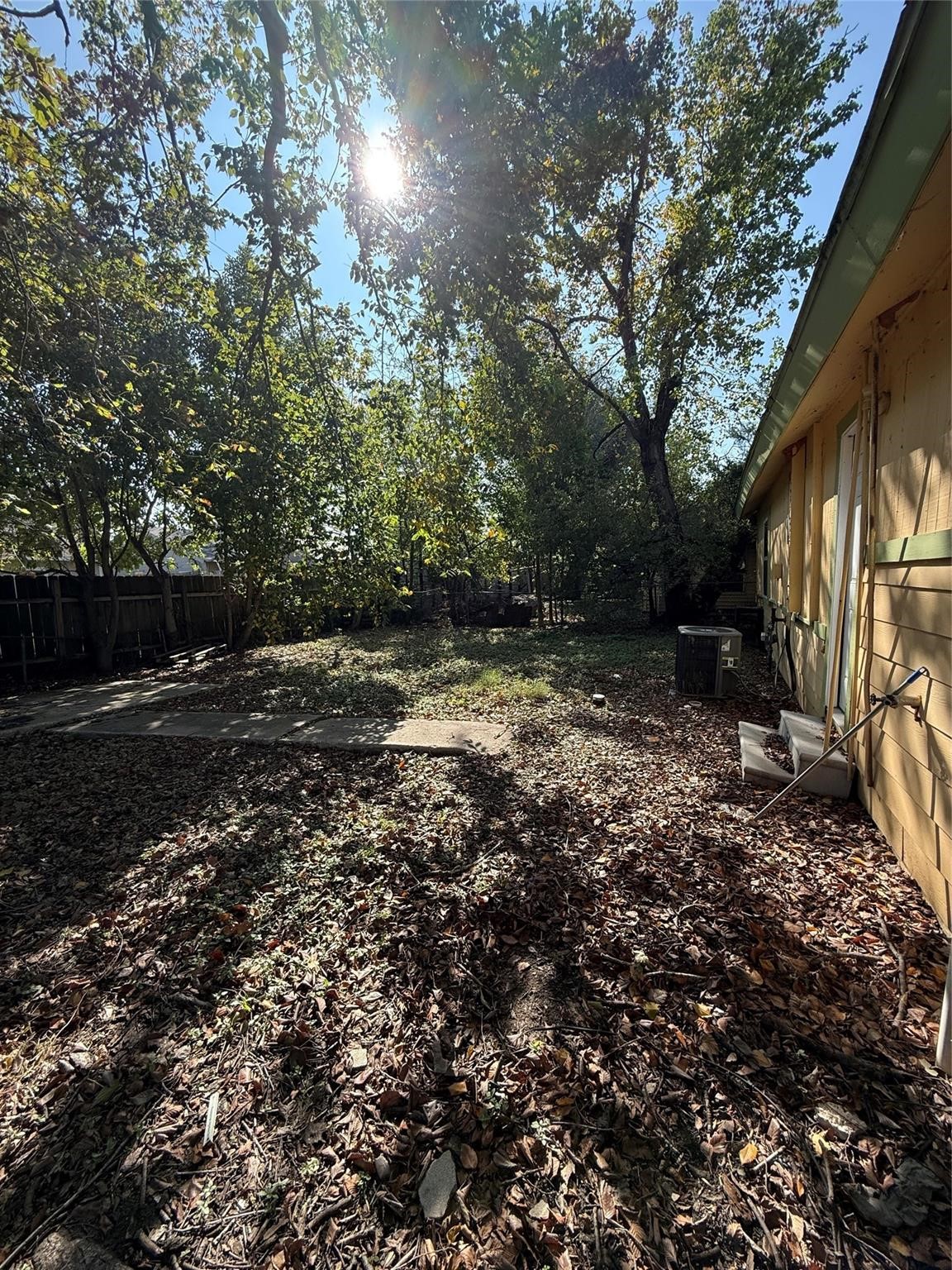 7227 St Augustine Street Houston, TX 77021 - Photo 20 of 20 a view of outdoor space with trees