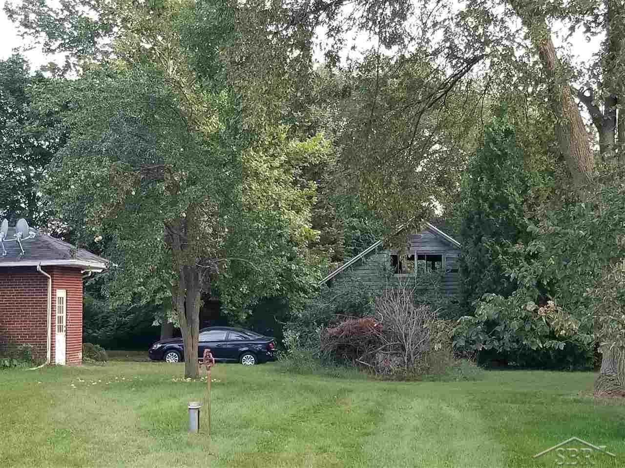 7365 Garfield Road Freeland, MI 48623 - Photo 4 of 29