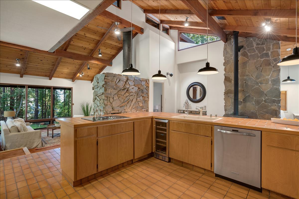 13669 Long Ridge Road Los Gatos, CA 95033 - Photo 14 of 32 Gallery Image 14
