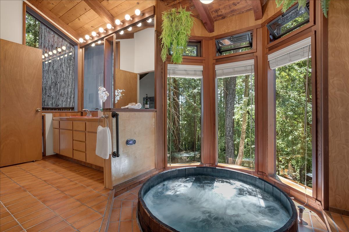 13669 Long Ridge Road Los Gatos, CA 95033 - Photo 21 of 32 Gallery Image 21