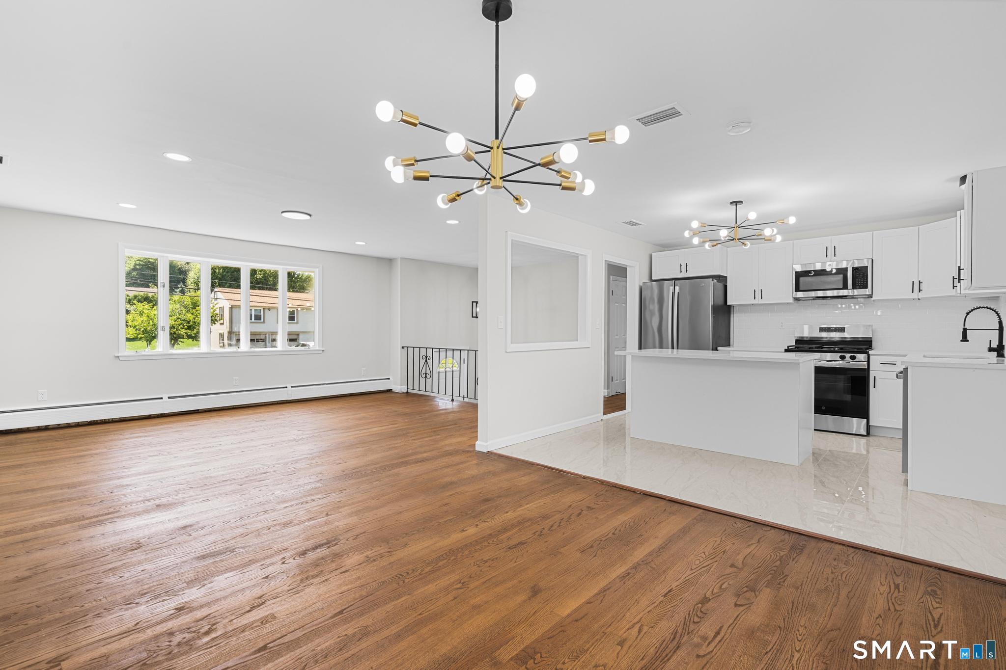 70 Ridge Crest Circle Wethersfield, CT 06109 - Photo 6 of 39