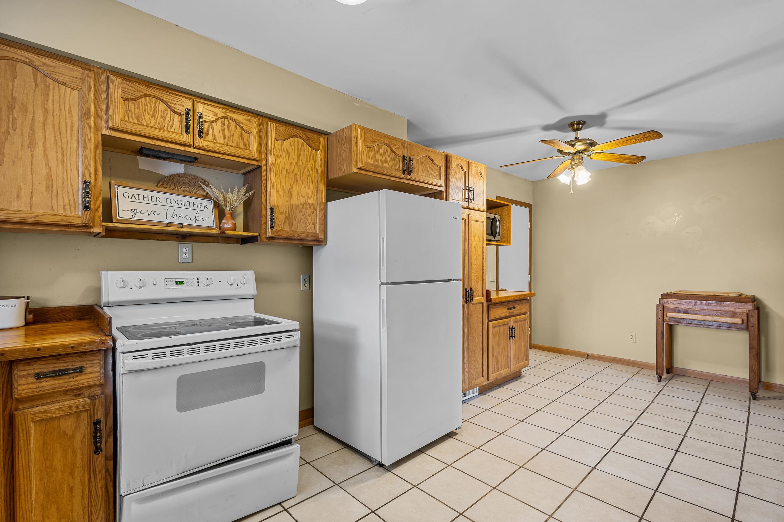 307 Martin Street Baraboo, WI 53913 - Photo 14 of 50