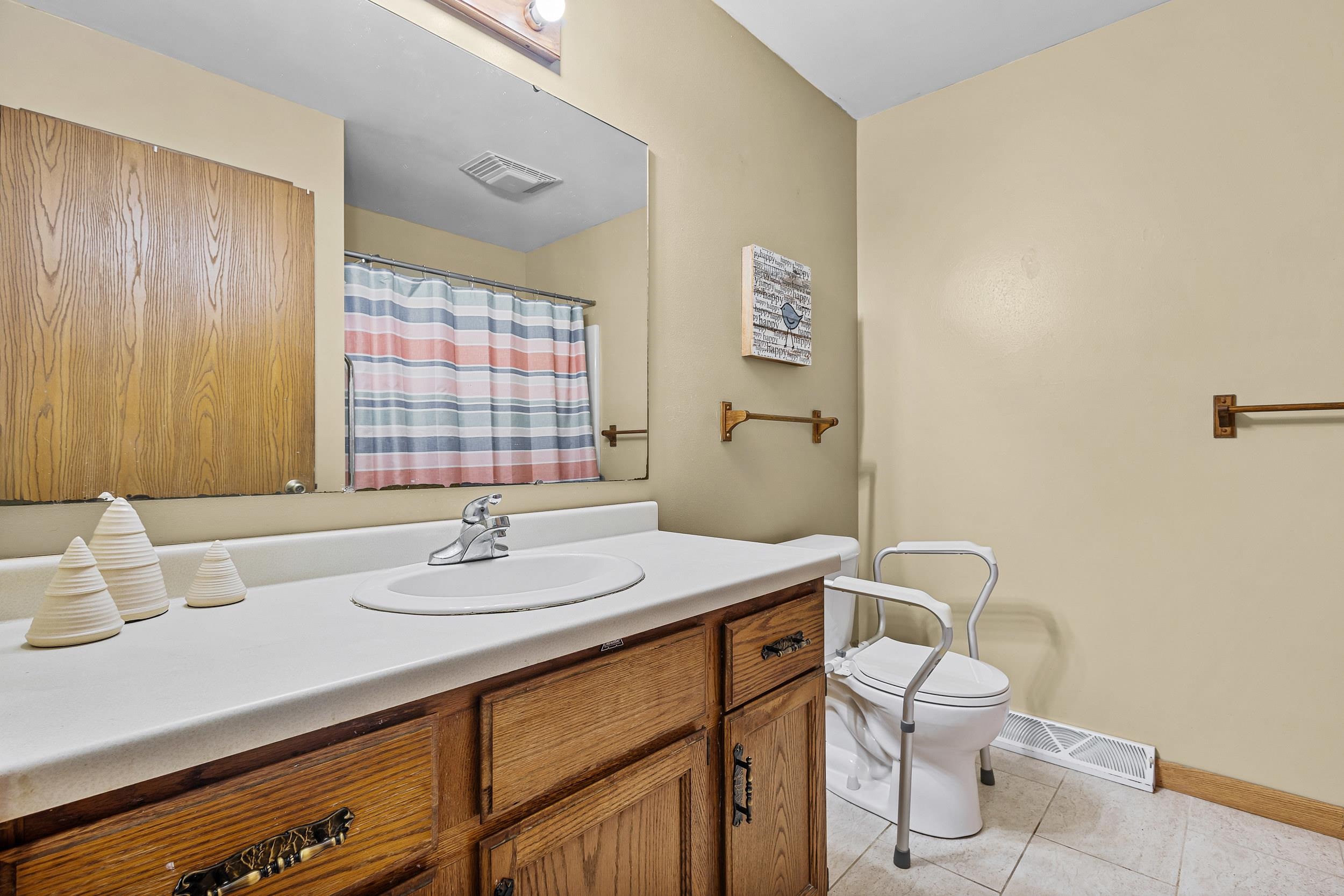 307 Martin Street Baraboo, WI 53913 - Photo 23 of 50