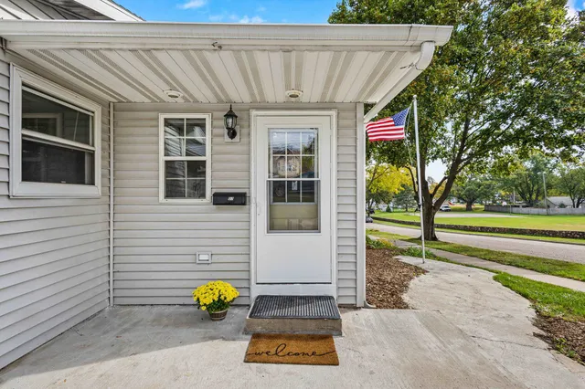 $309,900 | 307 Martin Street, Baraboo, WI 53913