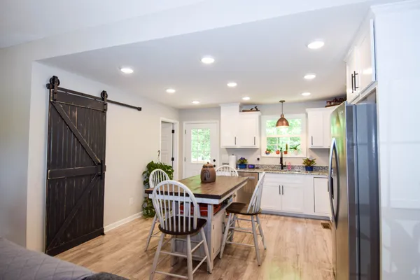 $369,900 | 421 Marlin Lane, Westmoreland, TN 37186