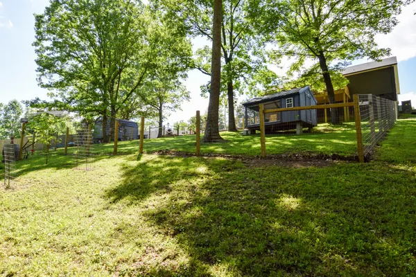 $369,900 | 421 Marlin Lane, Westmoreland, TN 37186