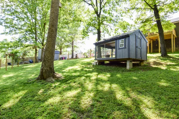 $369,900 | 421 Marlin Lane, Westmoreland, TN 37186