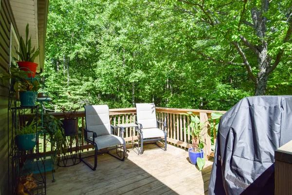 $369,900 | 421 Marlin Lane, Westmoreland, TN 37186