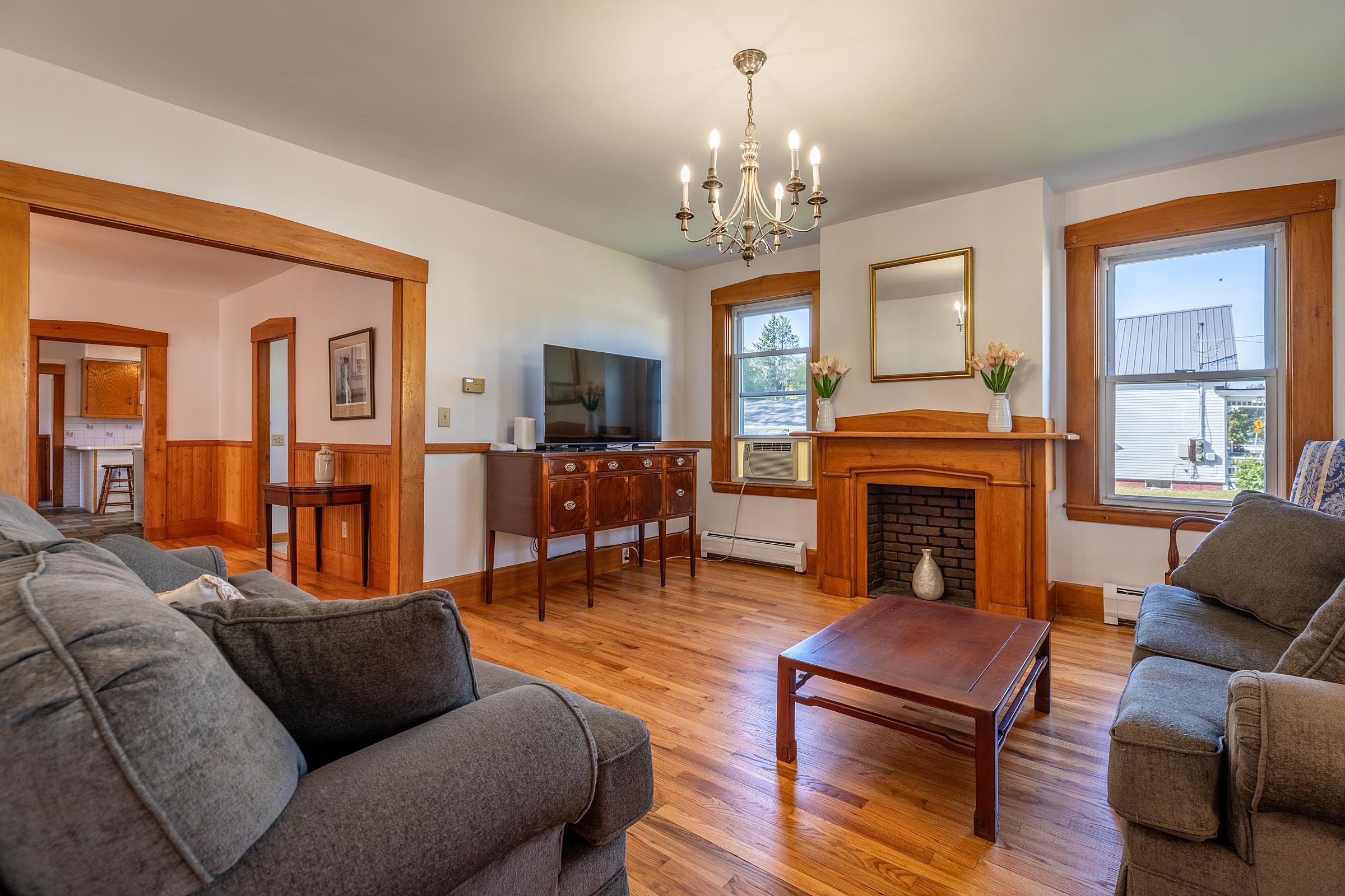 52 Green Street Rockingham, VT 05101 - Photo 2 of 38