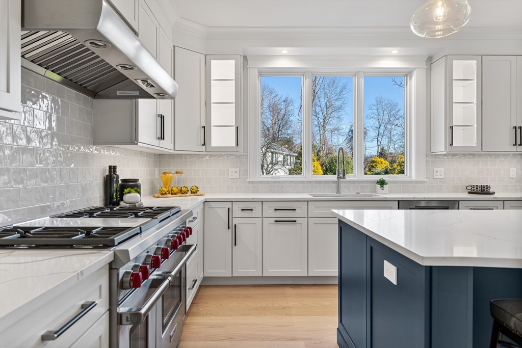 1 Marshall Road Lexington, MA 02420 - Photo 7 of 39