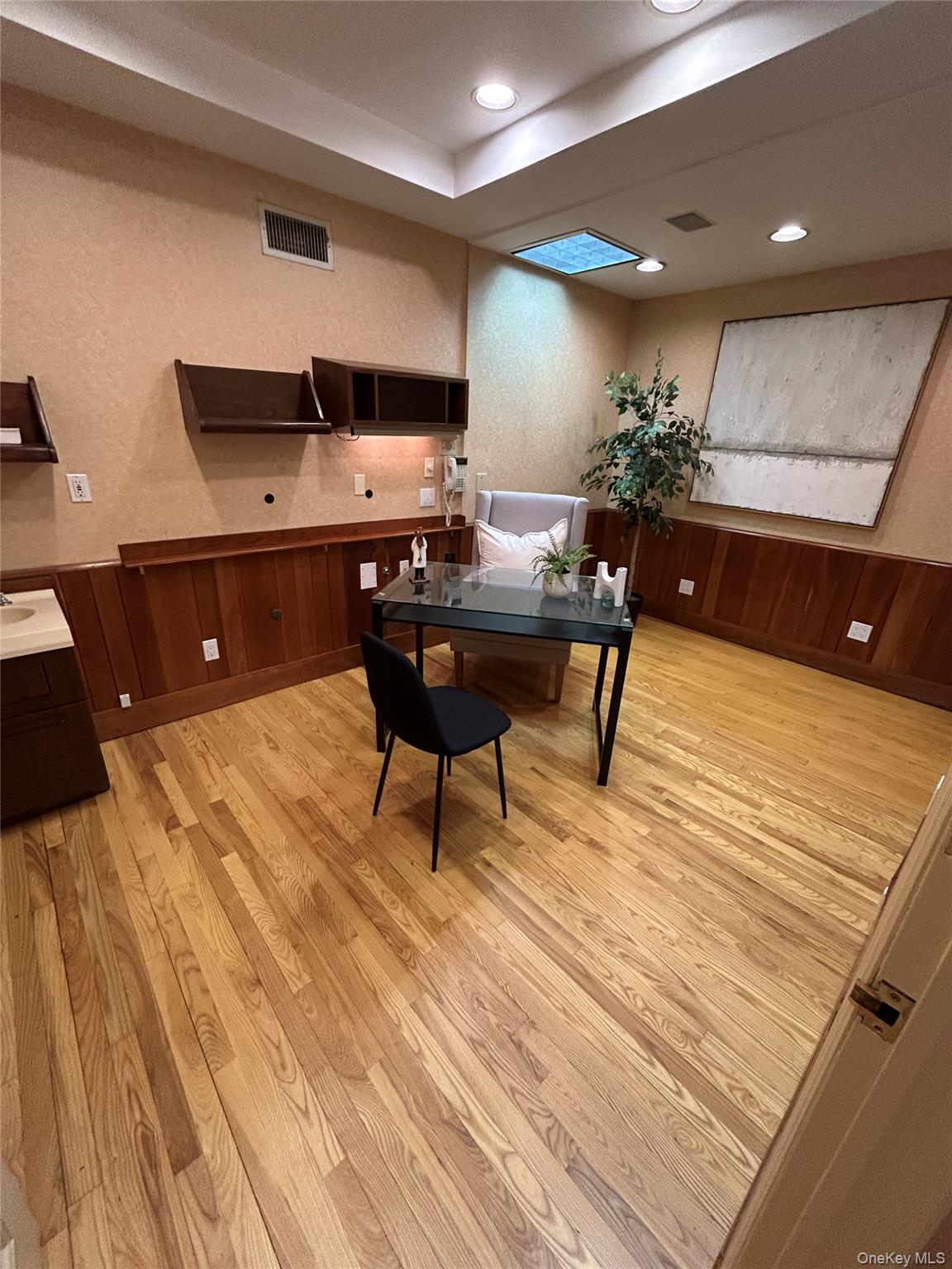 915 Palmer Road Bronxville, NY 10708 - Photo 8 of 12