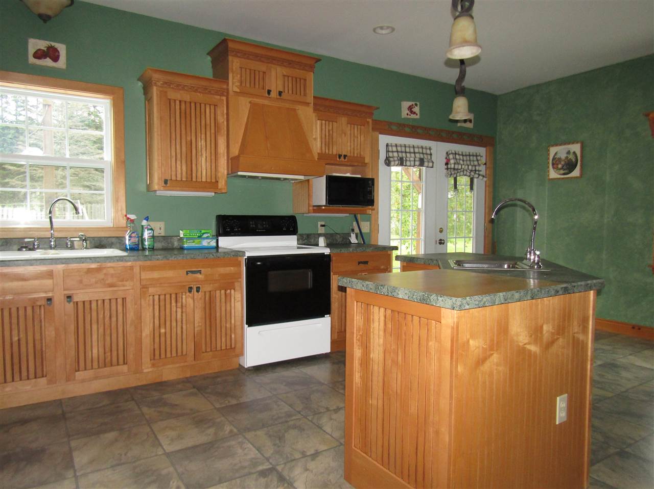 28 West Road Clarksville, NH 03592 - Photo 15 of 37