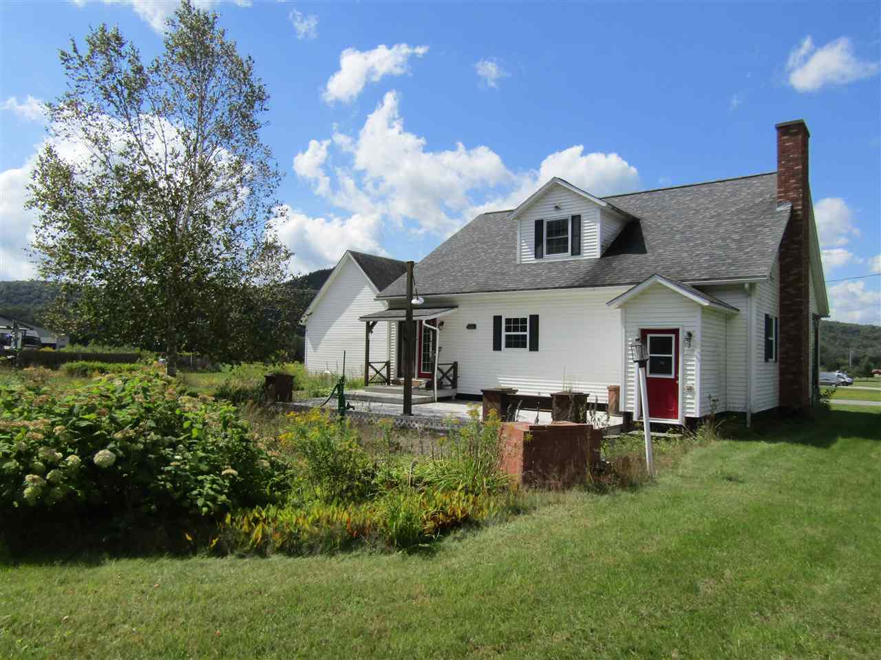 28 West Road Clarksville, NH 03592 - Photo 5 of 37