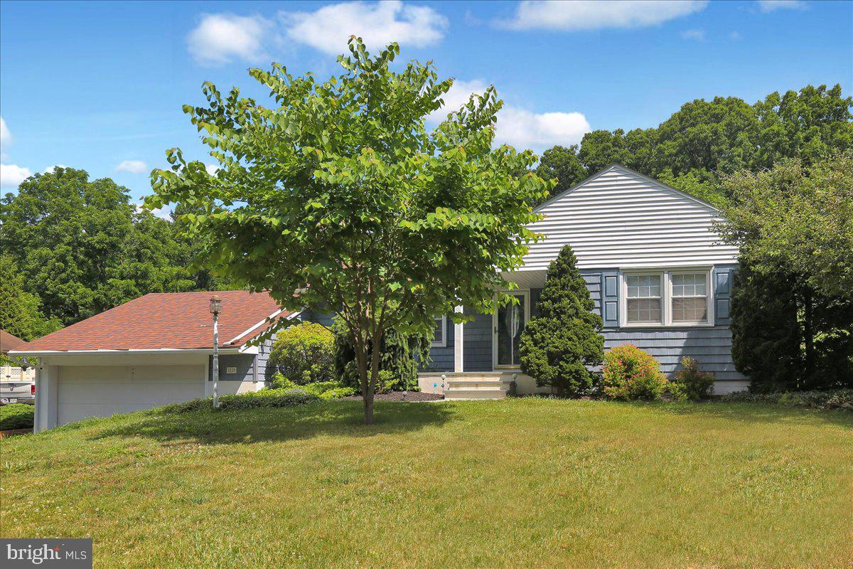2520 Hopewell Road Elverson, PA 19520 - Photo 1 of 37