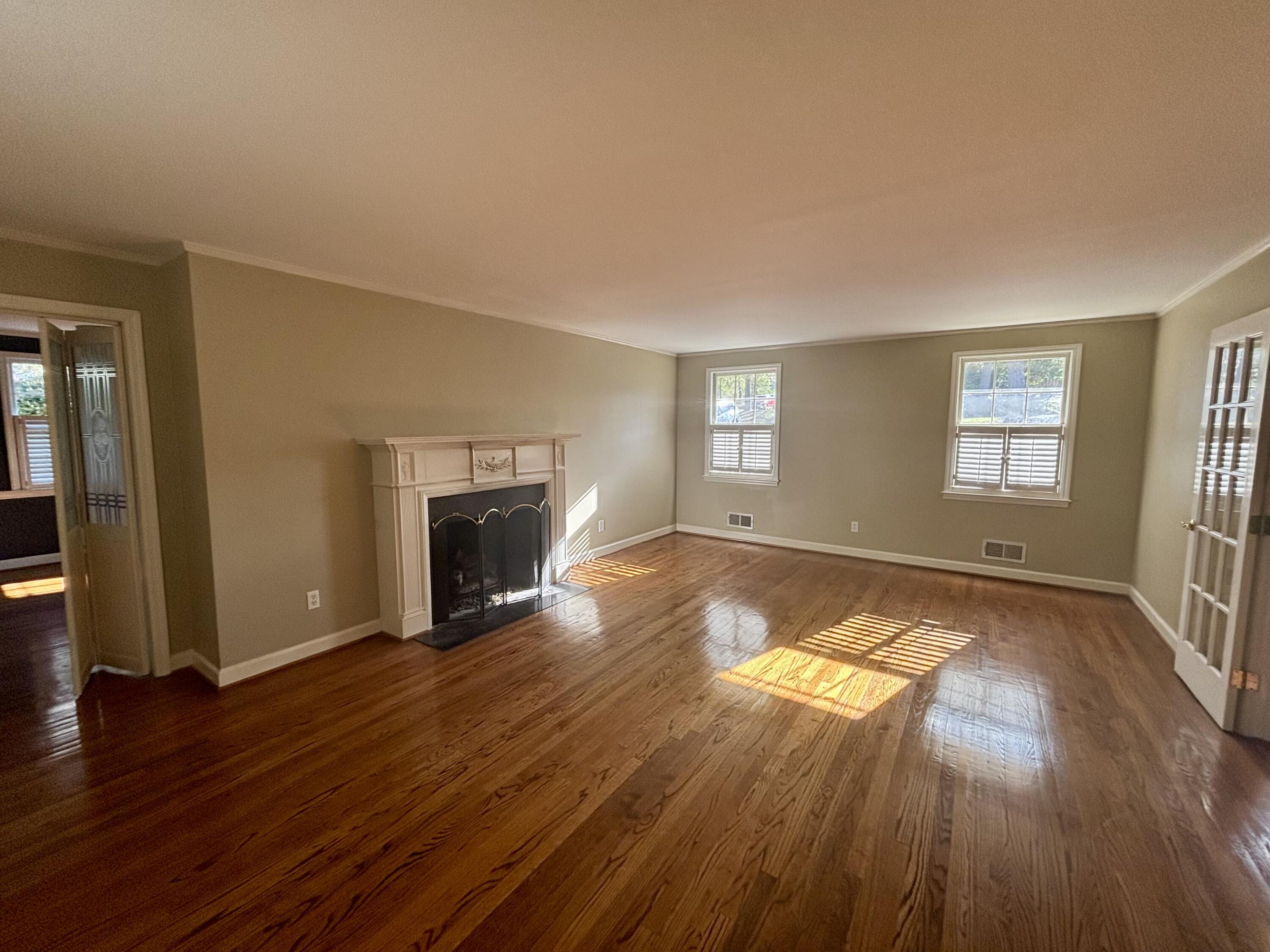 807 Barrett Lane Augusta, GA 30909 - Photo 7 of 21 IMG_1270