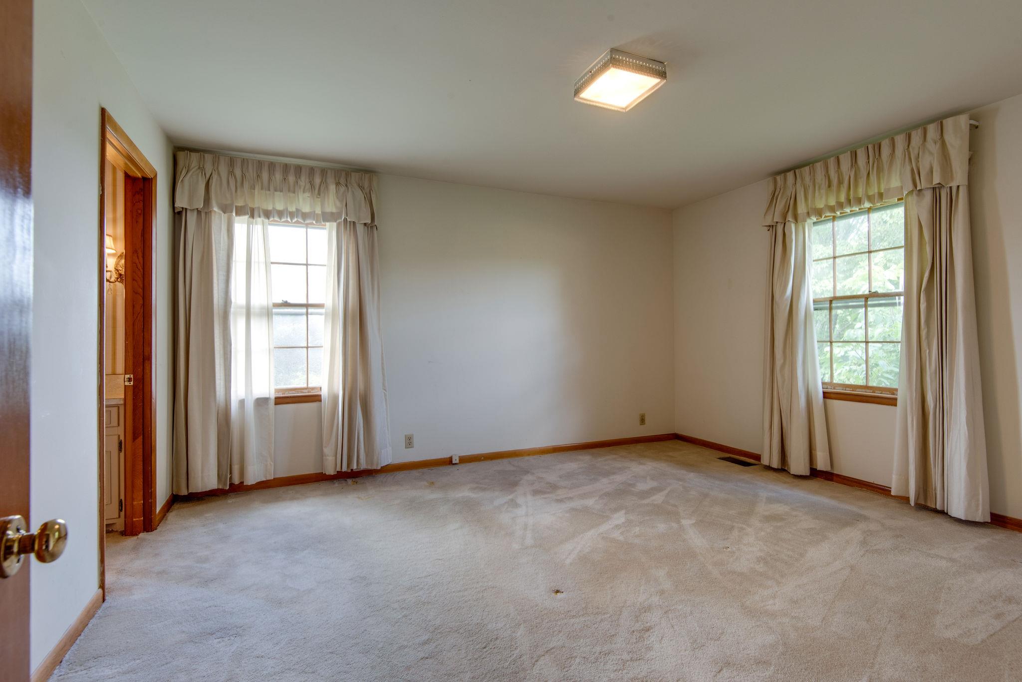6689 Burkitt Road Antioch, TN 37013 - Photo 11 of 16 Gallery Image 11
