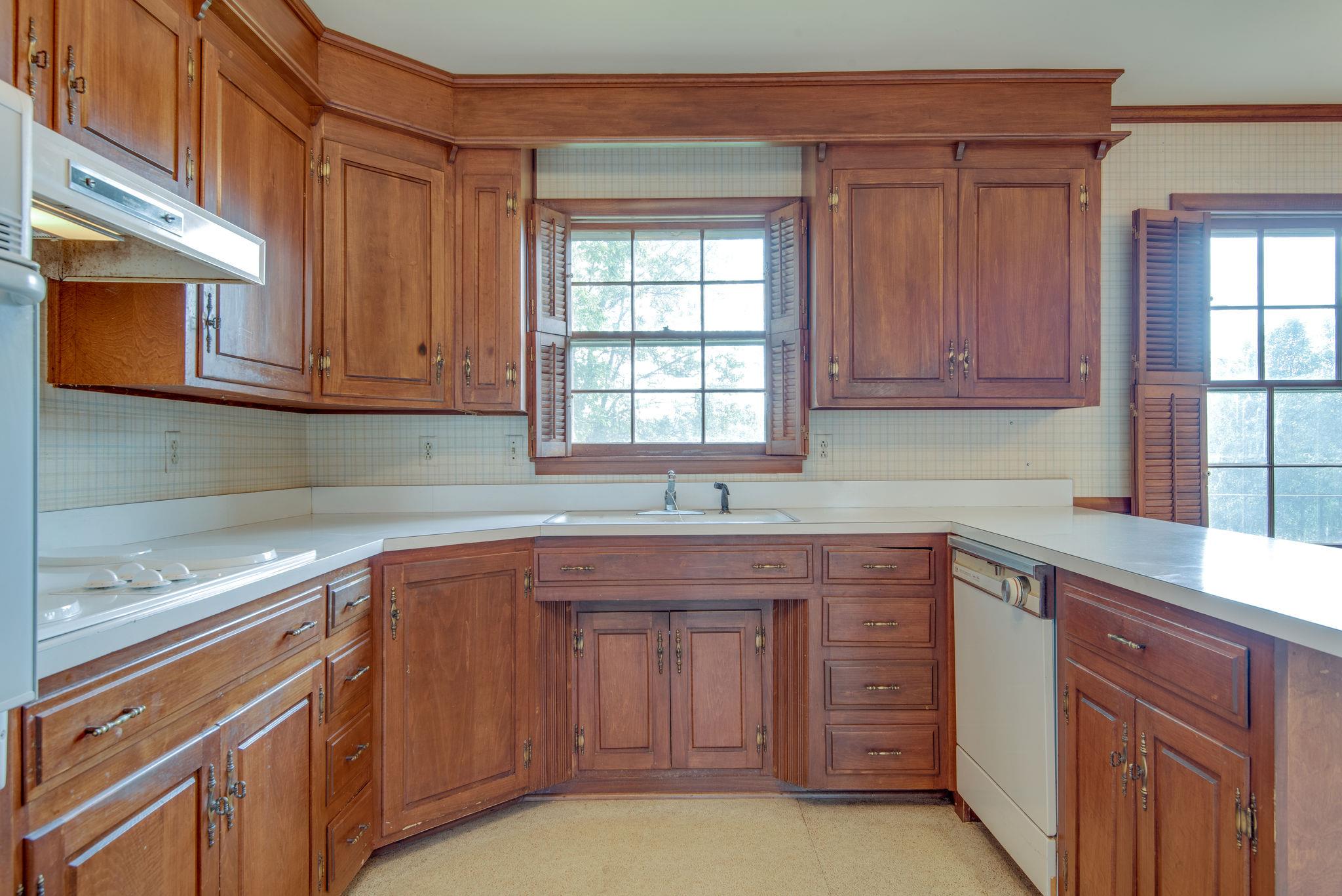 6689 Burkitt Road Antioch, TN 37013 - Photo 7 of 16 Gallery Image 7
