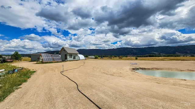 $549,000 | 101 Sixty Lane, Cascade, ID 83611