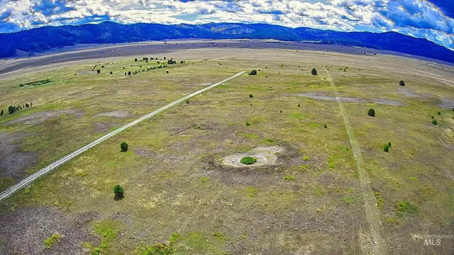 $549,000 | 101 Sixty Lane, Cascade, ID 83611