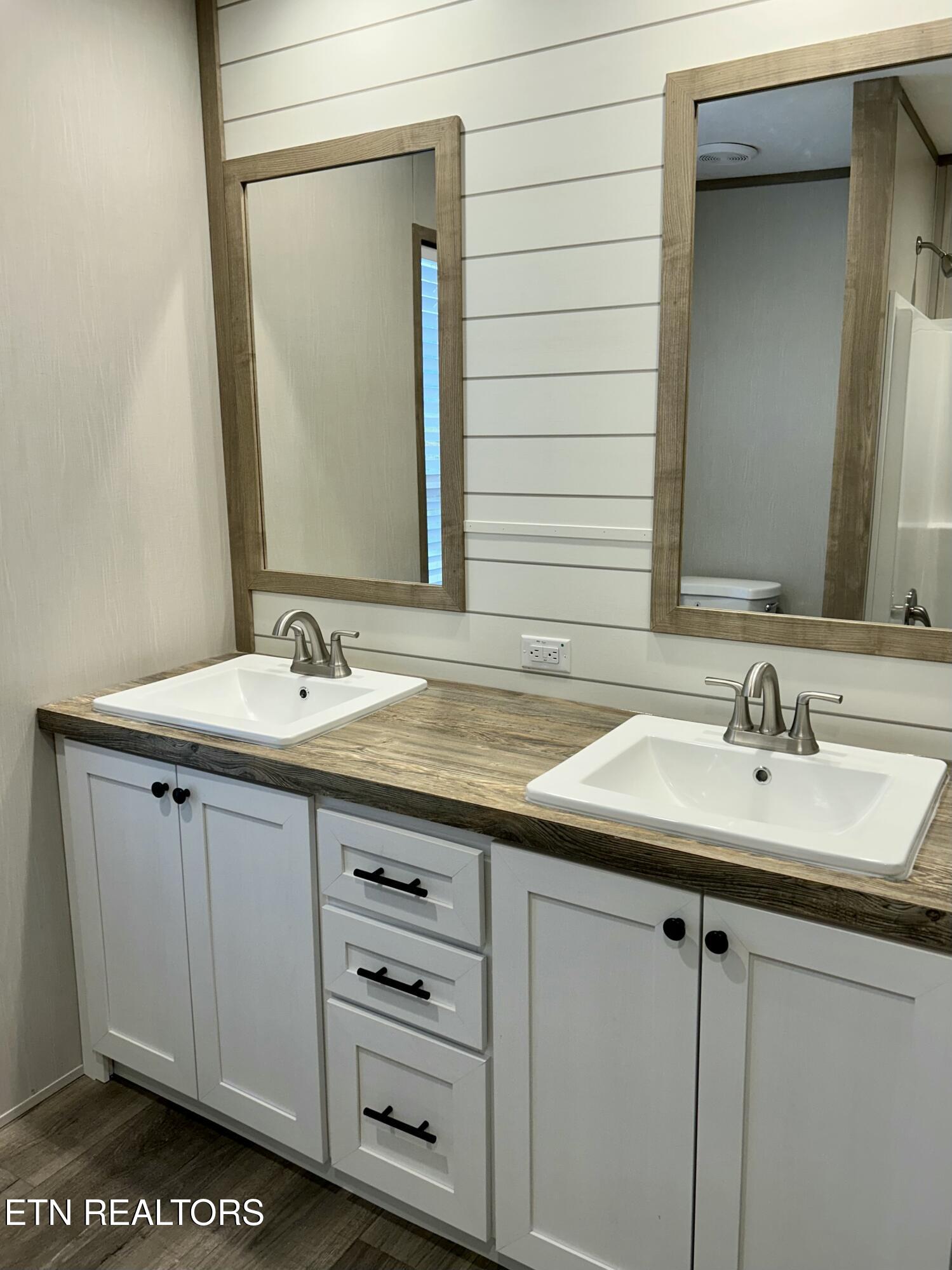 5366 Rutledge Pike Rutledge, TN 37861 - Photo 27 of 43 tempImageGslxRS