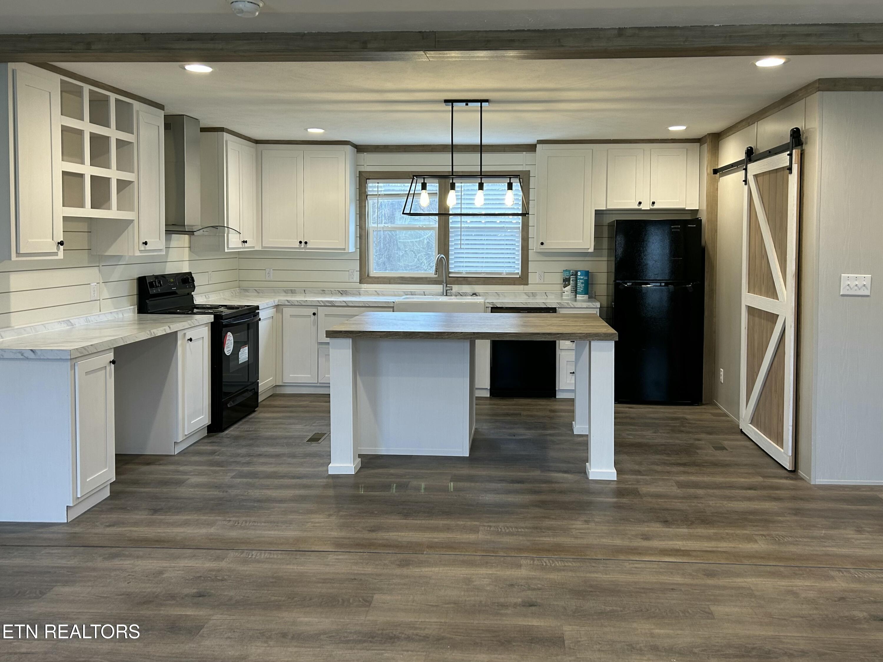 5366 Rutledge Pike Rutledge, TN 37861 - Photo 3 of 43 tempImageTT5qX1