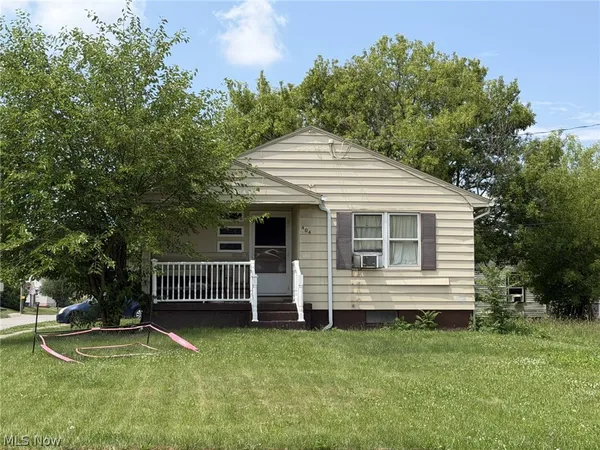 $39,900 | 404 North Glenellen Avenue, Youngstown, OH 44509