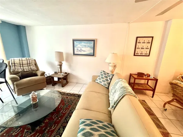 $3,500 | 125 South Ocean Avenue, Unit 603, Palm Beach Shores, FL 33404