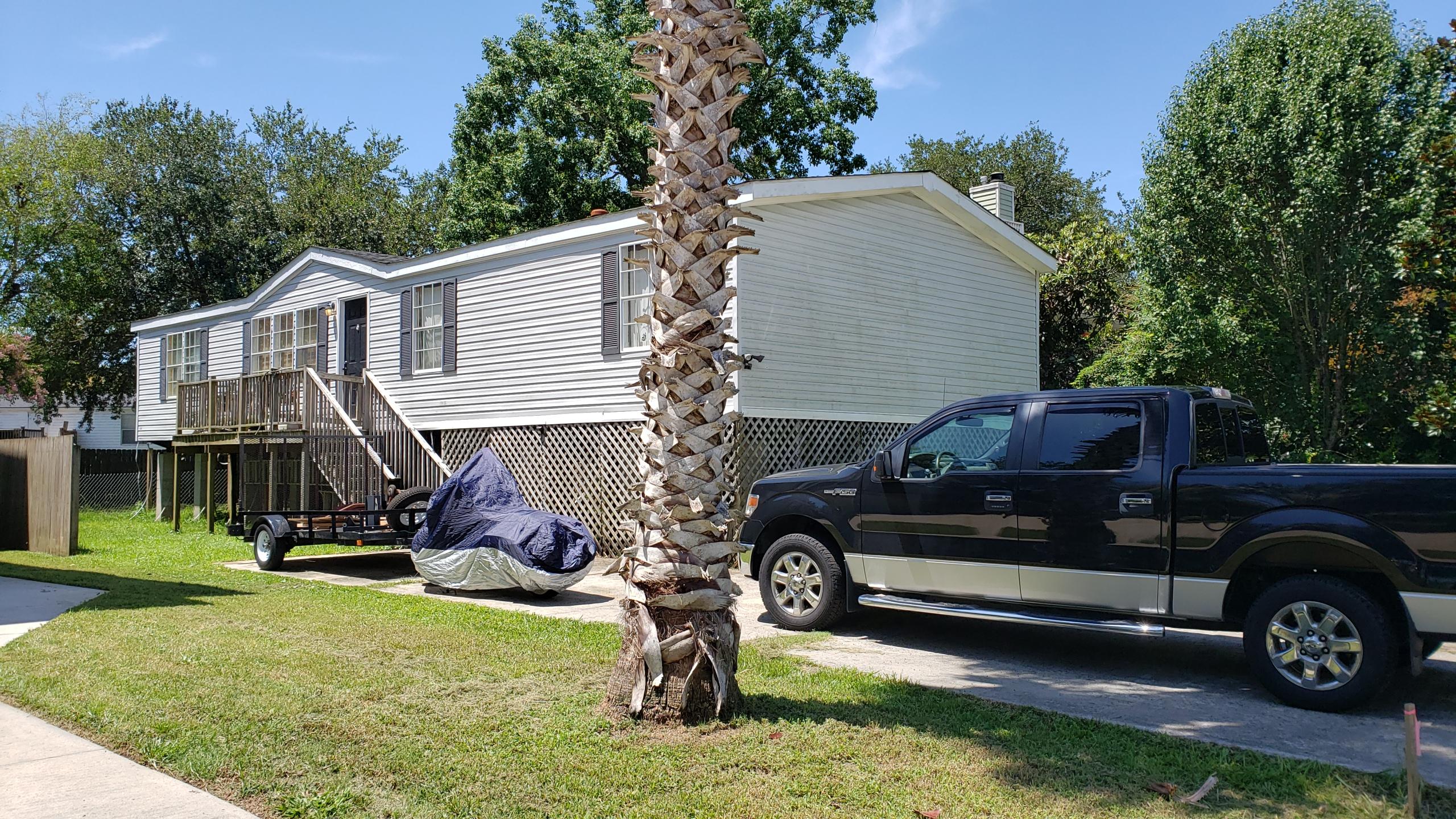 1605 Teal Marsh Road Charleston, SC 29412 - Photo 2 of 16 Side View