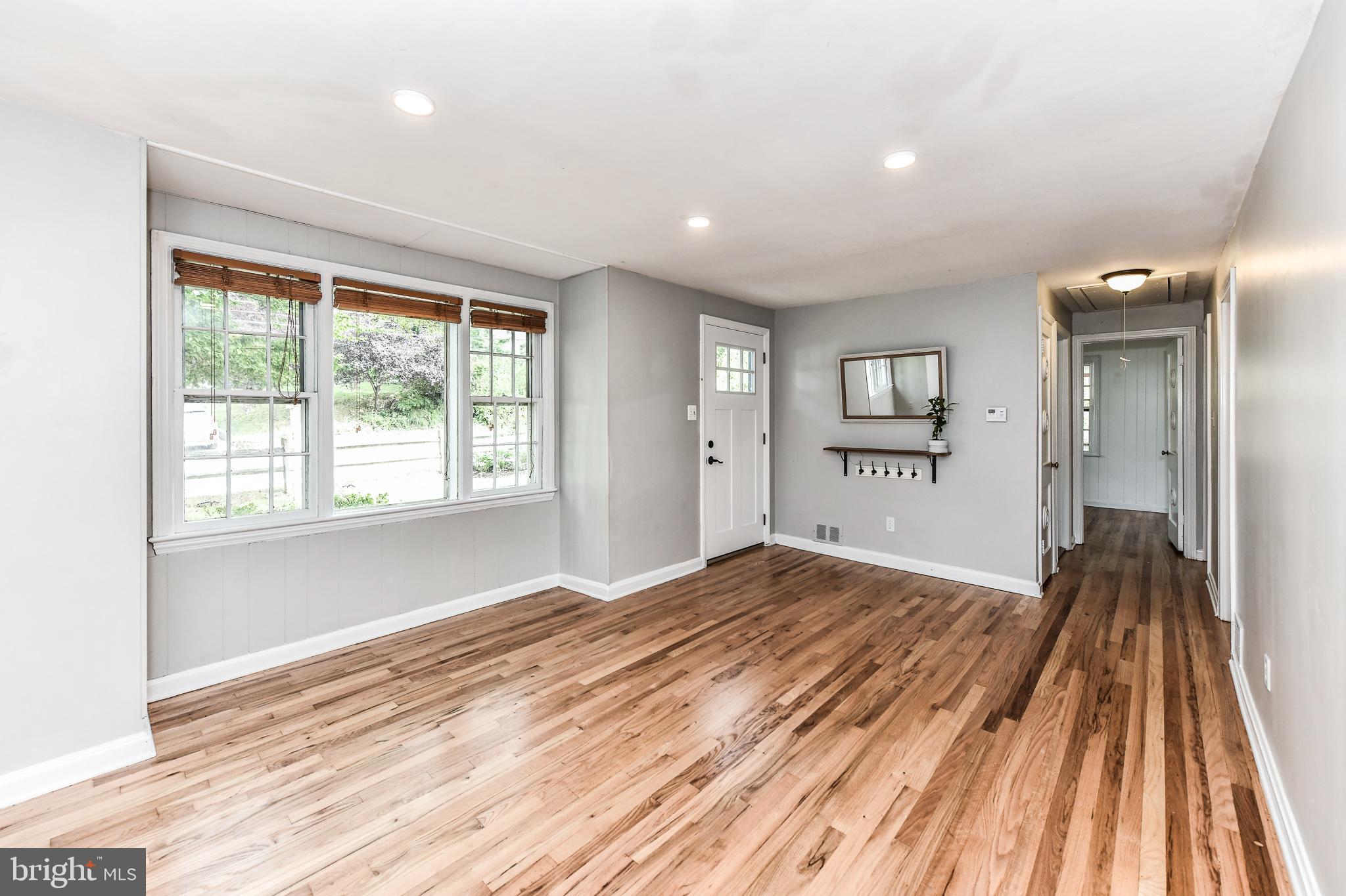 2522 Forest Glen Road Silver Spring, MD 20910 - Photo 6 of 63