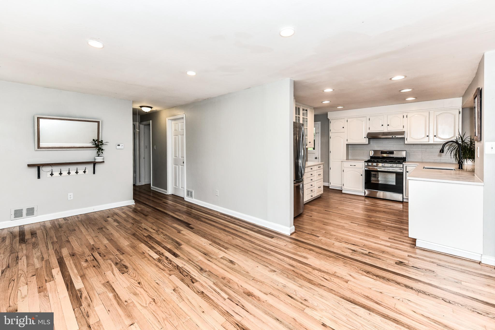 2522 Forest Glen Road Silver Spring, MD 20910 - Photo 7 of 63