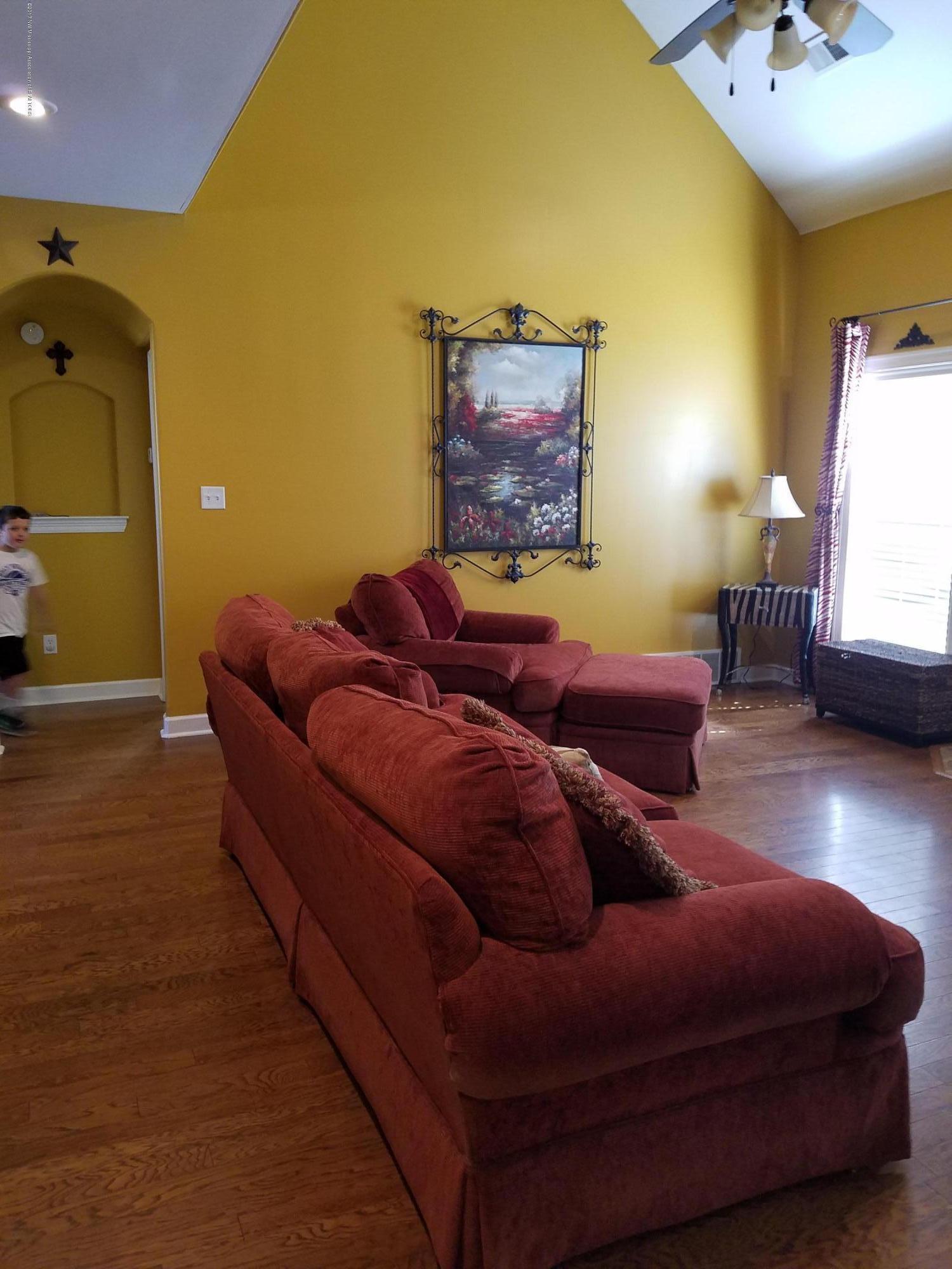 14161 Chapel Ridge Trail Olive Branch, MS 38654 - Photo 19 of 37 20170219_124330_001