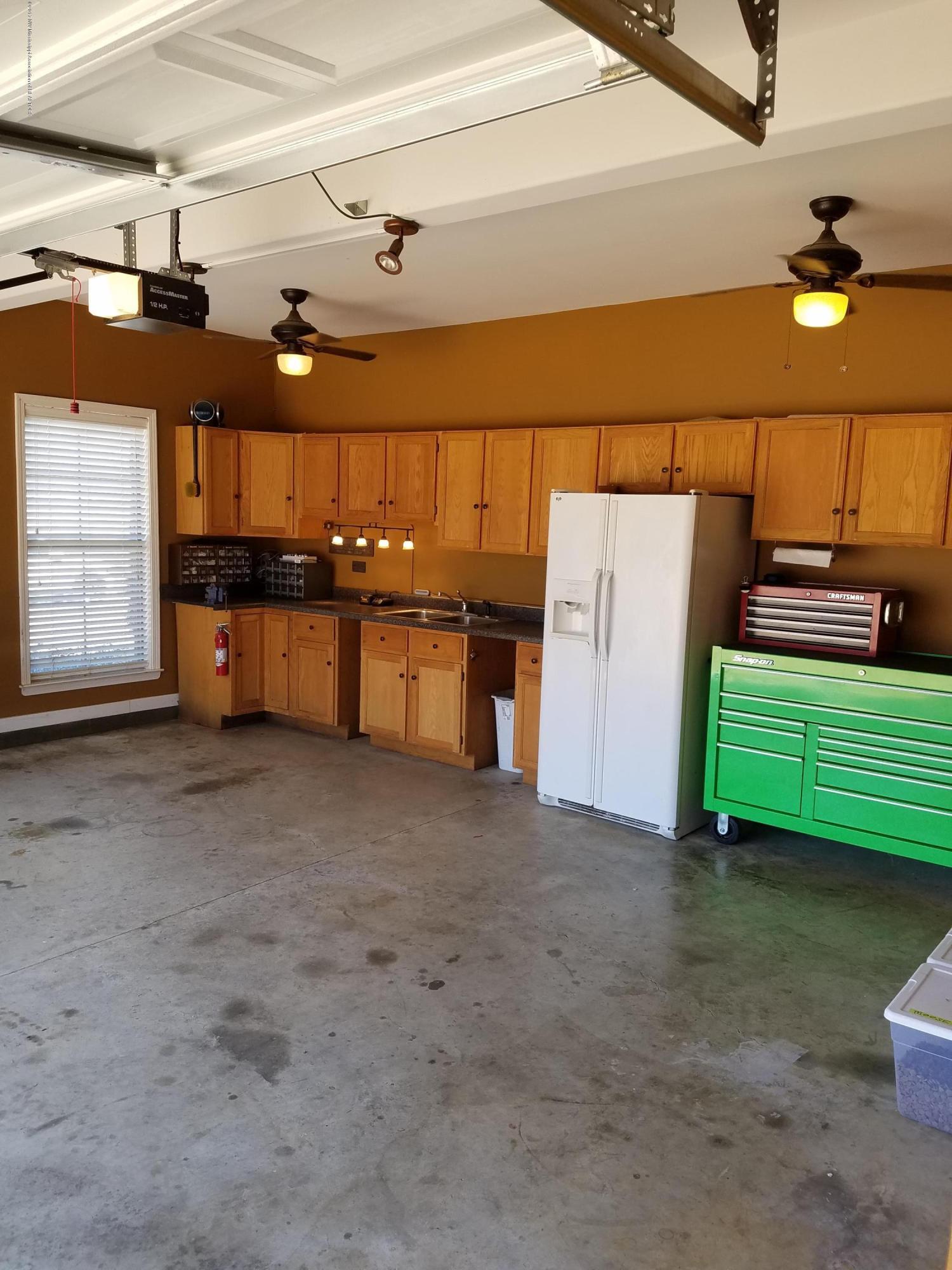 14161 Chapel Ridge Trail Olive Branch, MS 38654 - Photo 35 of 37 20170219_130353