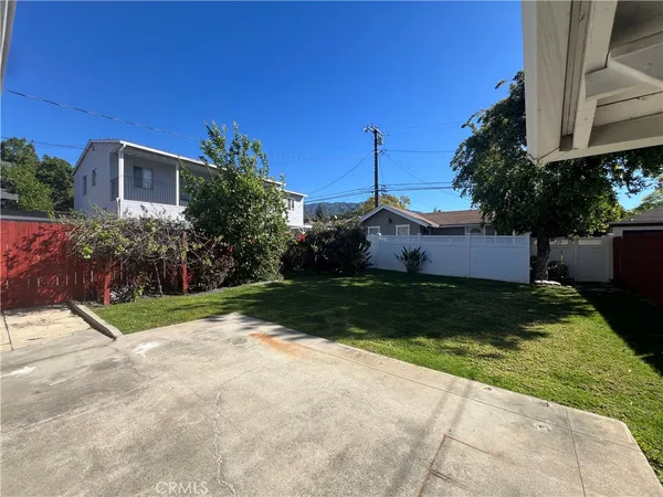 $3,200 | 128 North Ivy Avenue, Monrovia, CA 91016
