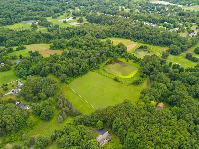 $660,000 | Gildersleeve Road, Portland, CT 06480