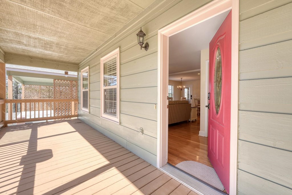 6129 Ruth Drive Young Harris, GA 30582 - Photo 3 of 50