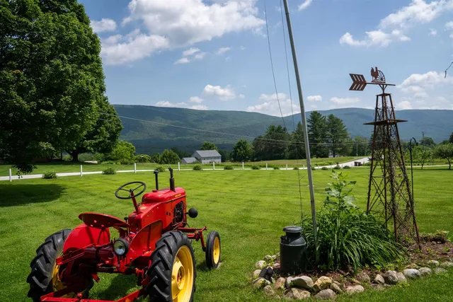$850,000 | 445 Canterbury Road, Manchester, VT 05255