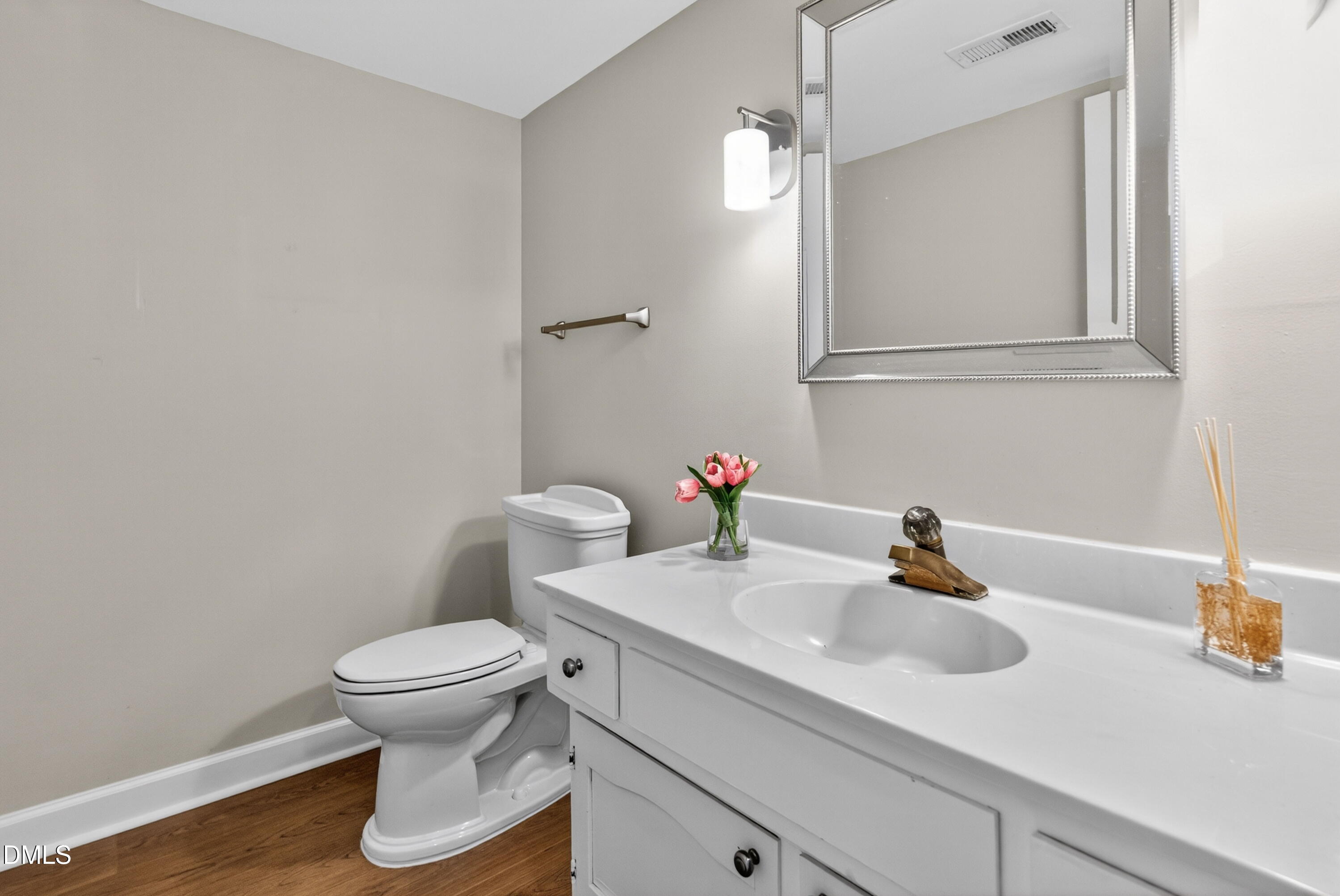 3128 Westbury Drive Raleigh, NC 27607 - Photo 17 of 23 virtual-tour-157428-photo-17787010509053