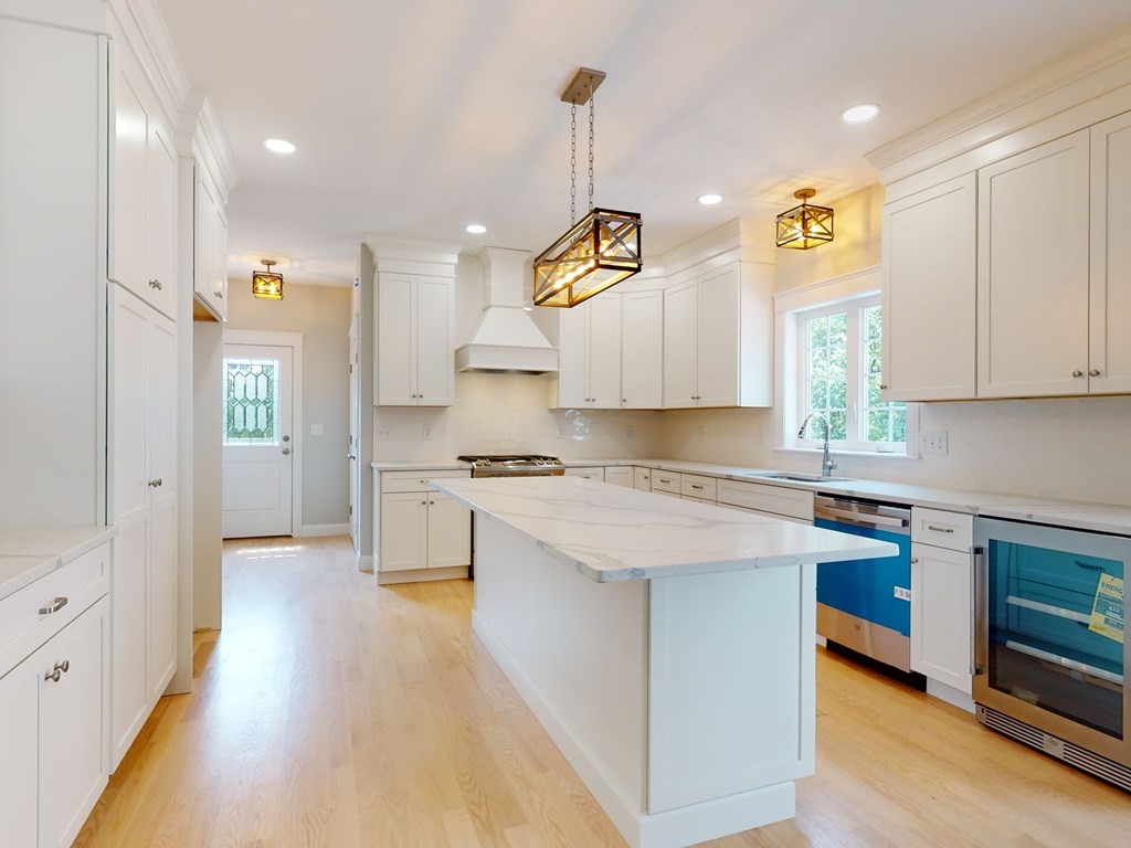 22 Forbes Road Hudson, MA 01749 - Photo 16 of 42 Gallery Image 16