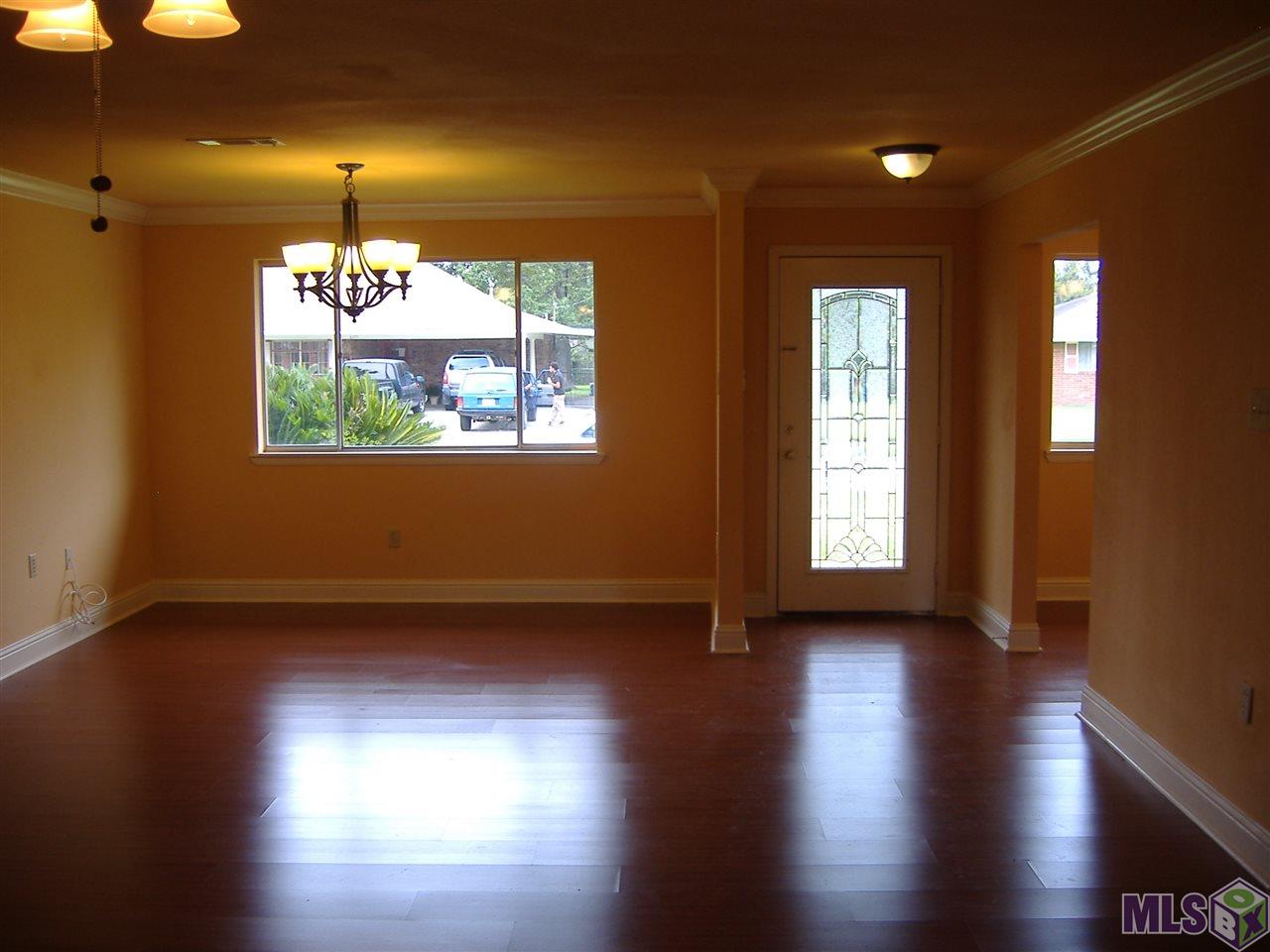6230 Vale Street Baton Rouge, LA 70812 - Photo 3 of 22 Gallery Image 3