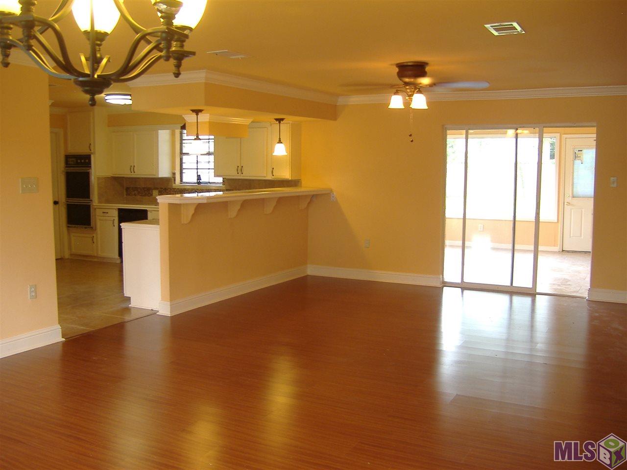 6230 Vale Street Baton Rouge, LA 70812 - Photo 7 of 22 Gallery Image 7