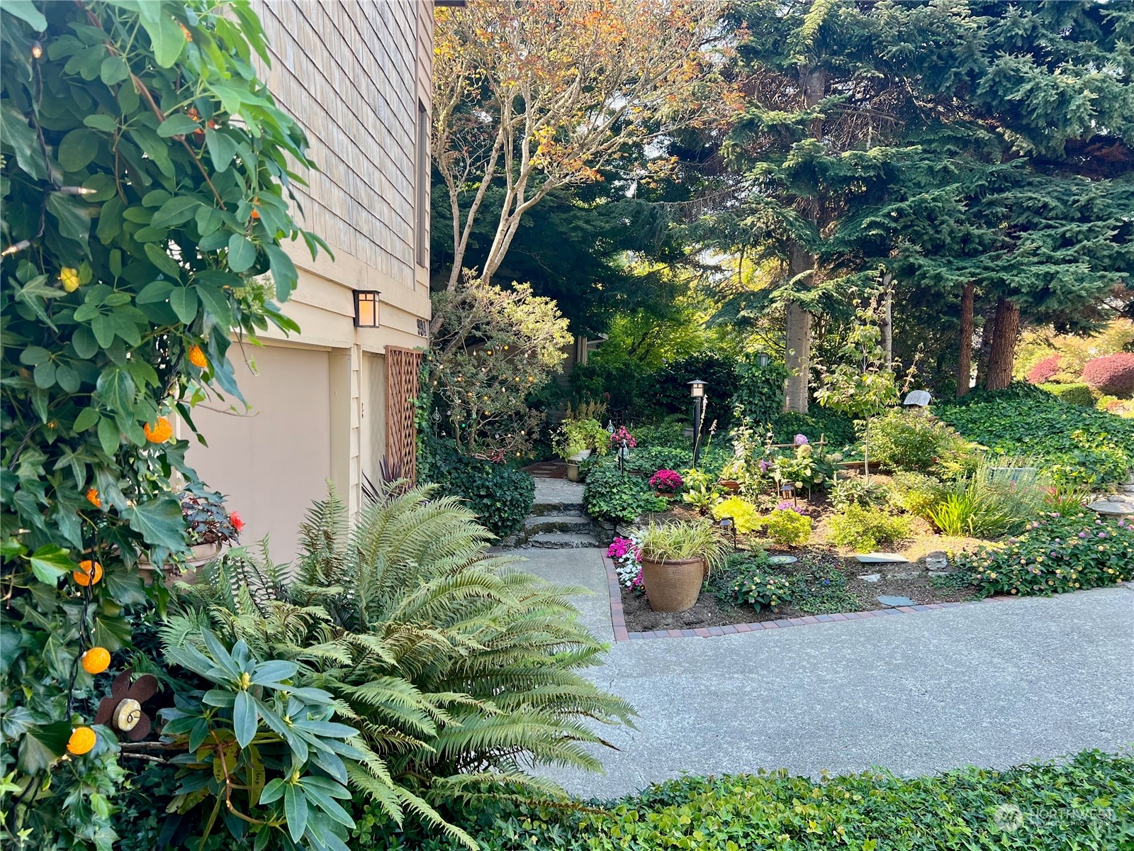 934 Edmonds Street Edmonds, WA 98020 - Photo 14 of 14 Gallery Image 14
