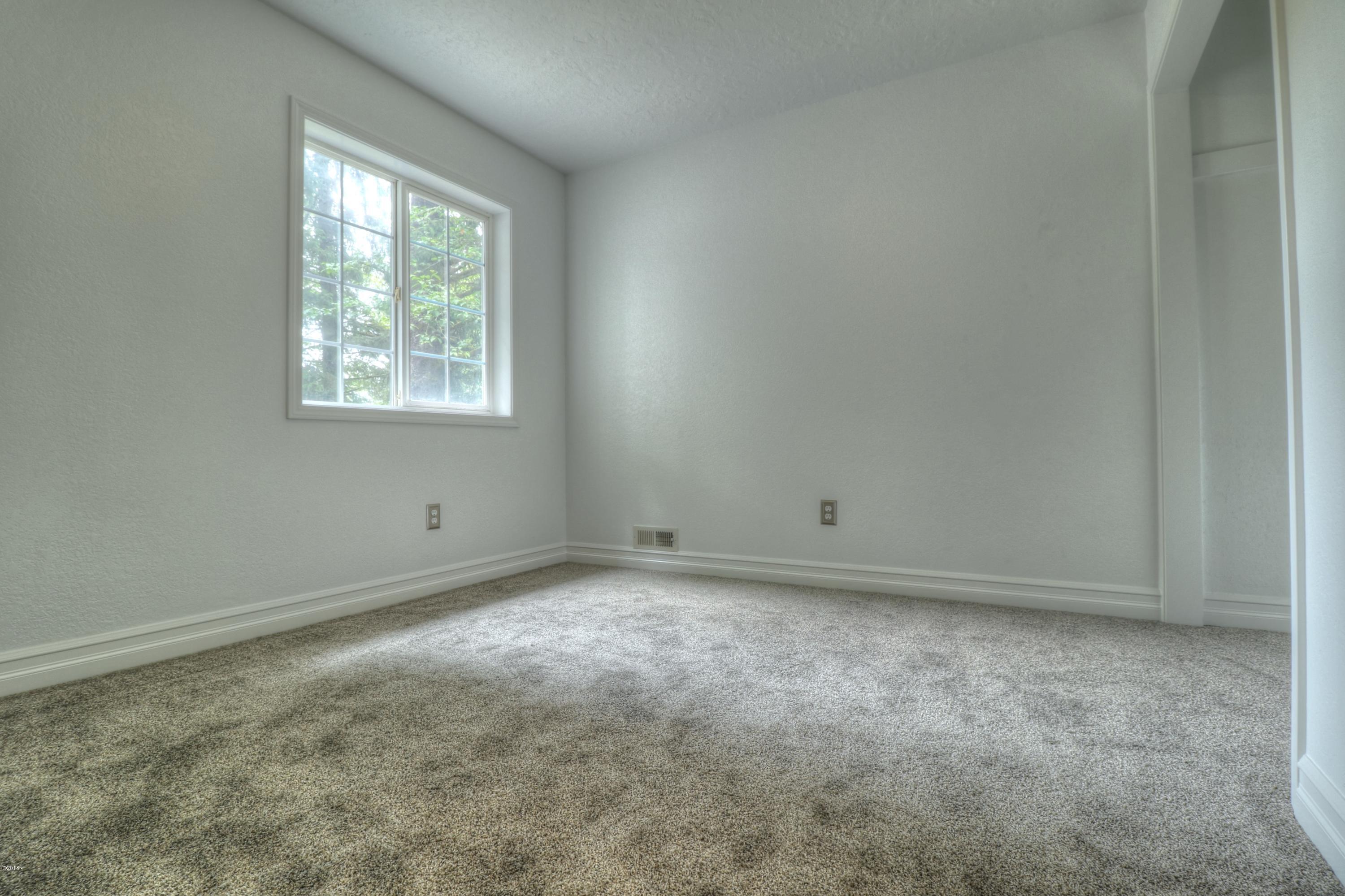 9775 Southeast Cedar Street South Beach, OR 97366 - Photo 23 of 33 Bedroom 1b