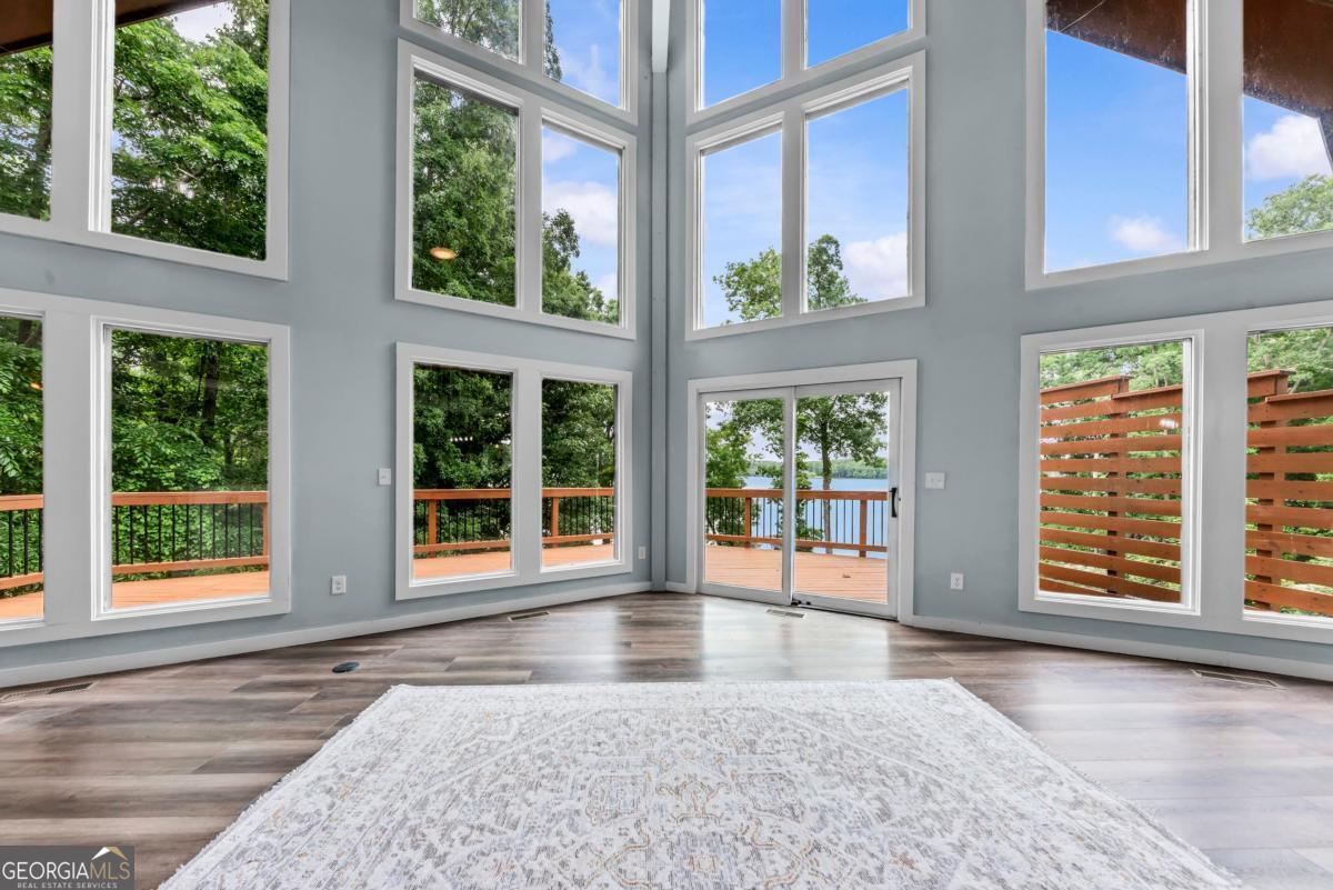 188 Hickory Point Buckhead, GA 30625 - Photo 10 of 31