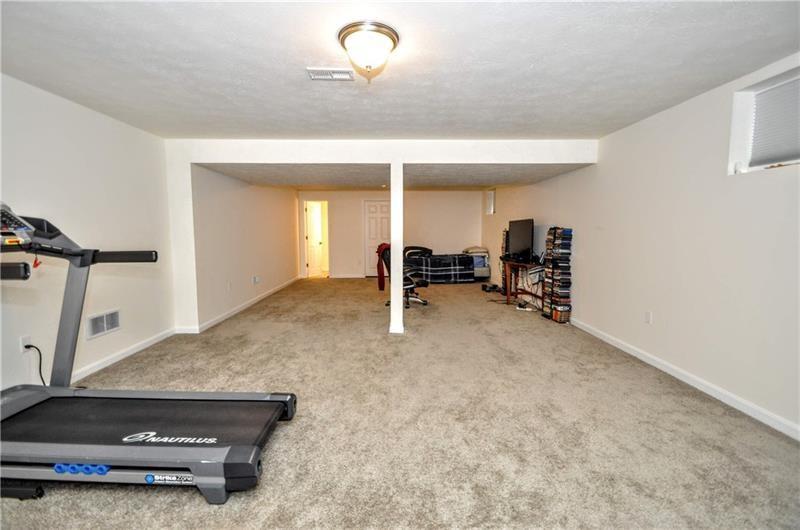 217 West Country Barn Road Houston, PA 15342 - Photo 21 of 23