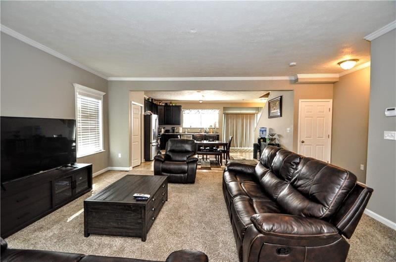 217 West Country Barn Road Houston, PA 15342 - Photo 8 of 23