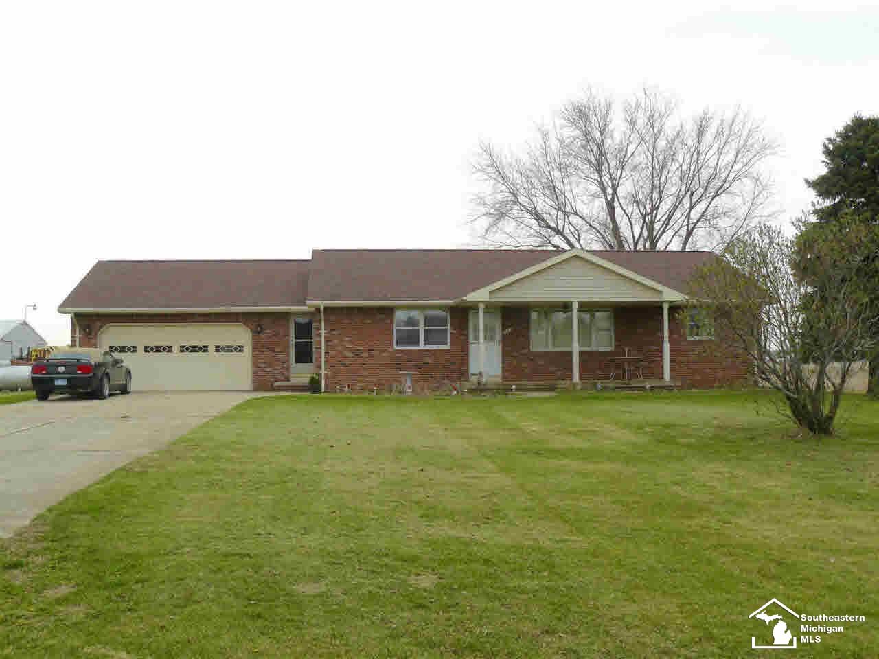 6363 Stadler Road Monroe, MI 48162 - Photo 1 of 10 21137056.JPG